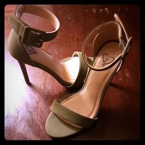 Basic Two Strap Heels